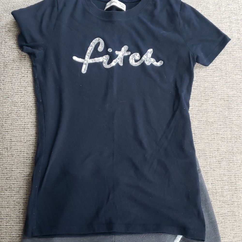 Abercrombie tee and sweatpants. - Picture 2 of 3